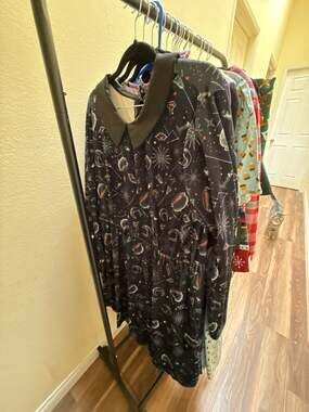 Disney Her Universe Hocus Pocus Symbols Collar Dress Size 2X